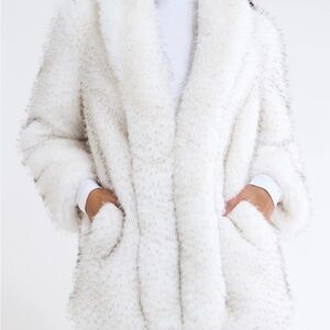 Rumored Madonna Coat in color Arctic Fox